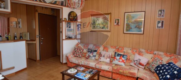 3 Schlafzimmer Wohnung in Savona, Italy, Nr. 36229 6