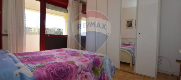 3 Schlafzimmer Wohnung in Savona, Italy, Nr. 36229 13