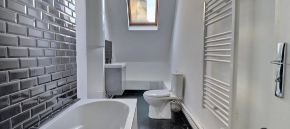 Apartamento de 2 dormitorios en Saint-Maximin, France No. 221392 6