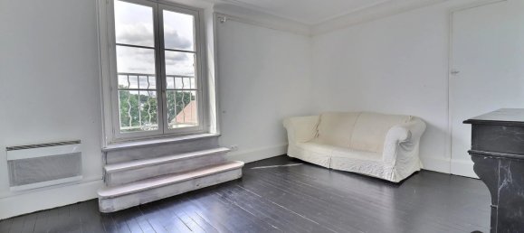 Apartamento de 2 dormitorios en Saint-Maximin, France No. 221392 2