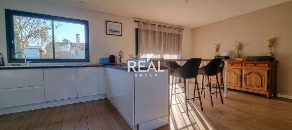 3 bedrooms House in Le Teich, France No. 95668 14