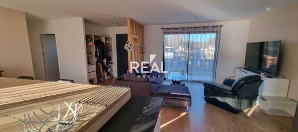 3 bedrooms House in Le Teich, France No. 95668 9