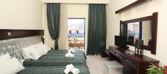 625m² Townhouse in Chalkidiki, Greece No. 3786 11