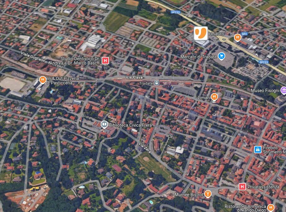 3 chambres Appartement à Tradate, Italy No. 5396