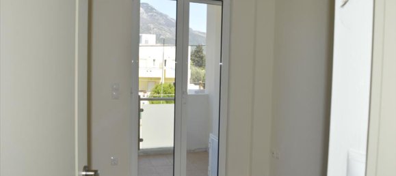 4 bedrooms Property in Loutraki, Greece No. 6374 8