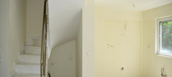 4 bedrooms Property in Loutraki, Greece No. 6374 6