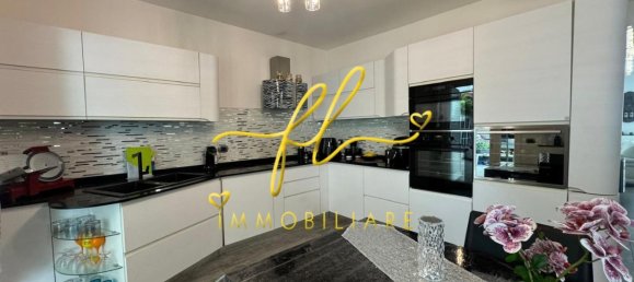 Villa de 4 dormitorios en Livorno, Italy No. 120126 9