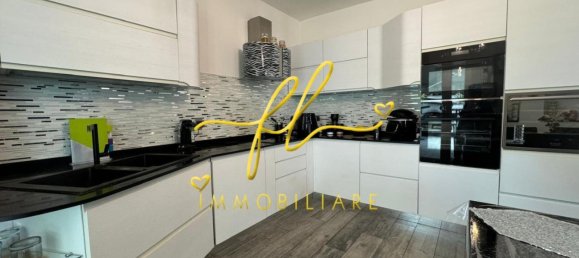 Villa de 4 dormitorios en Livorno, Italy No. 120126 12