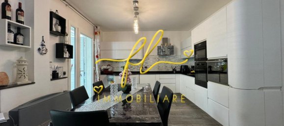 Villa de 4 dormitorios en Livorno, Italy No. 120126 10