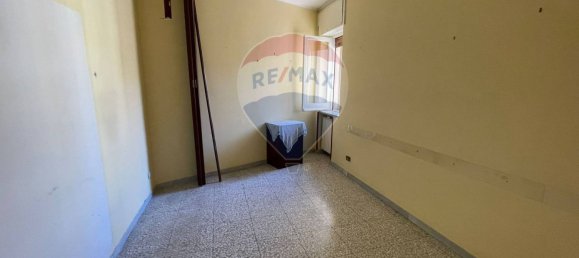 Apartamento de 5 dormitorios en Trani, Italy No. 319478 18