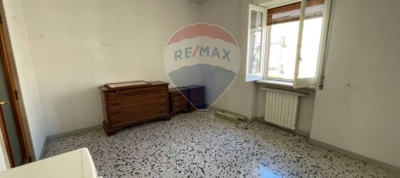 Apartamento de 5 dormitorios en Trani, Italy No. 319478 25