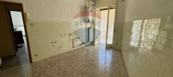 Apartamento de 5 dormitorios en Trani, Italy No. 319478 10
