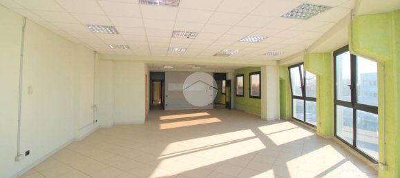 Bureau à Torbole Casaglia, Italy 100m² No. 84625 11