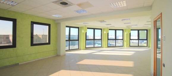 Bureau à Torbole Casaglia, Italy 100m² No. 84625 13