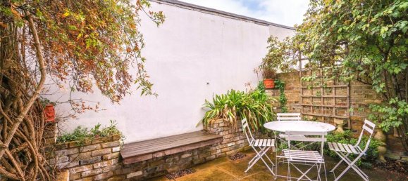 4 bedrooms House in London, United Kingdom No. 5198 14