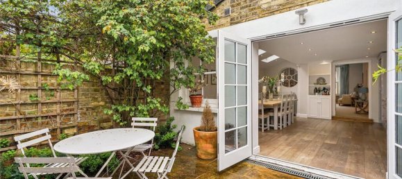 4 bedrooms House in London, United Kingdom No. 5198 2