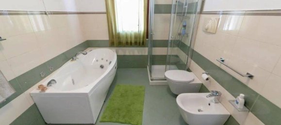 5 rooms Villa in Salve, Italy No. 7036 37