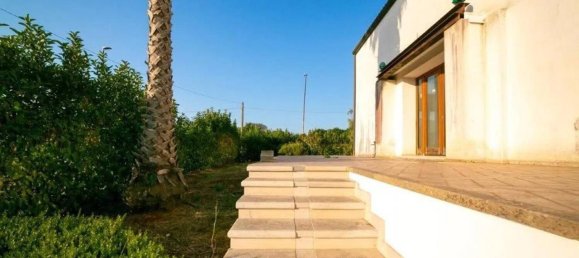 5 rooms Villa in Salve, Italy No. 7036 10