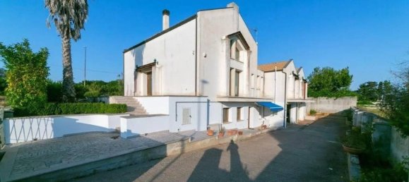 5 rooms Villa in Salve, Italy No. 7036 15