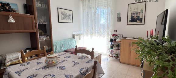 Квартира с 2 комнатами в Триест, Италия № 234245 14