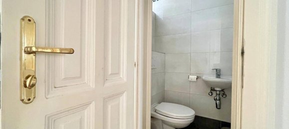 2-salle Appartement à Rudolfsheim-Funfhaus, Austria No. 198600 15