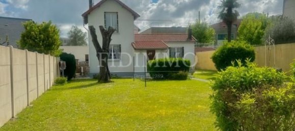 Casa de 2 dormitorios en Chennevieres-sur-Marne, France No. 180907 2