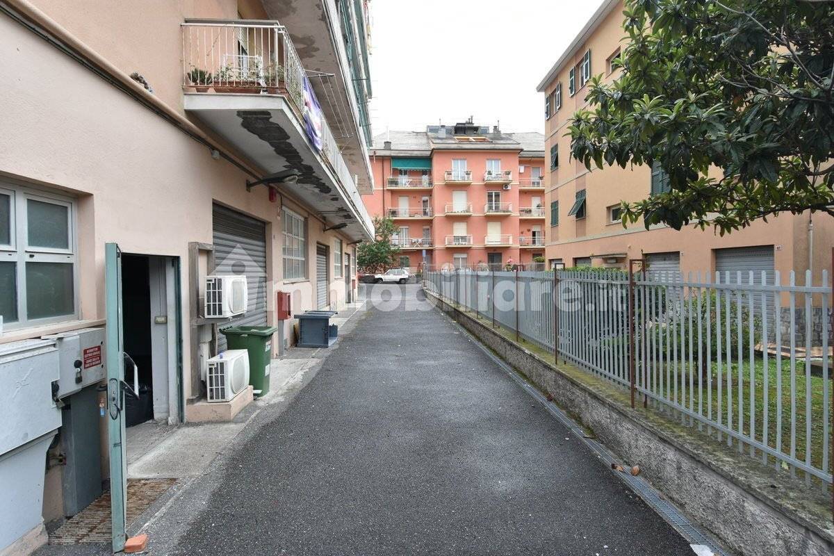 Lagerhaus in Genoa, Italy 465m², Nr. 118224
