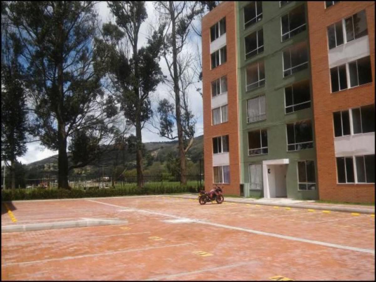 Дом с 3 спальнями в Кундинамарка, Колумбия № 8540