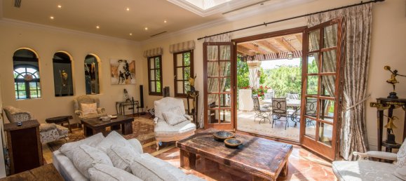 8 bedrooms Villa in Malaga, Spain No. 104579 14