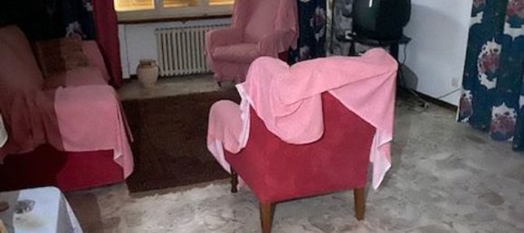 Casa de 8 divisões em Langhirano, Italy N.º 25369 5