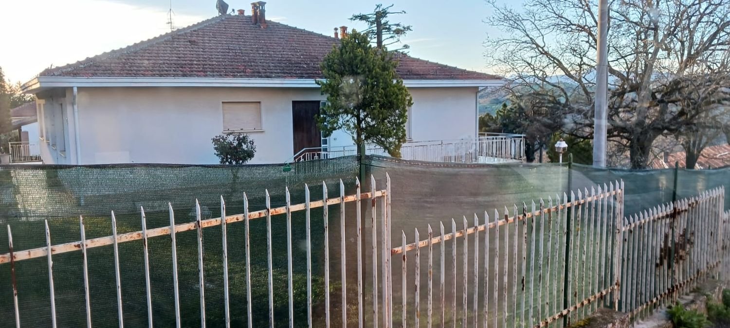 Casa de 8 divisões em Langhirano, Italy N.º 25369