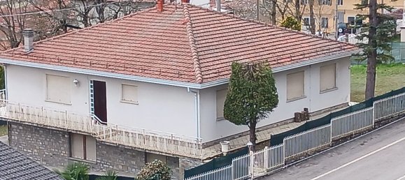 Casa de 8 divisões em Langhirano, Italy N.º 25369 8