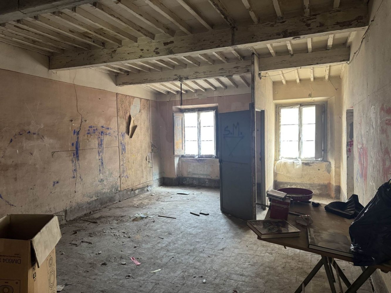 334m² Building in Pisa, Italy No. 111523