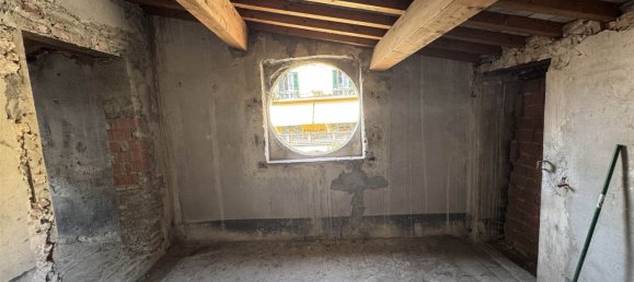 334m² Building in Pisa, Italy No. 111523 8