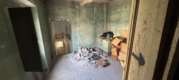 334m² Building in Pisa, Italy No. 111523 21