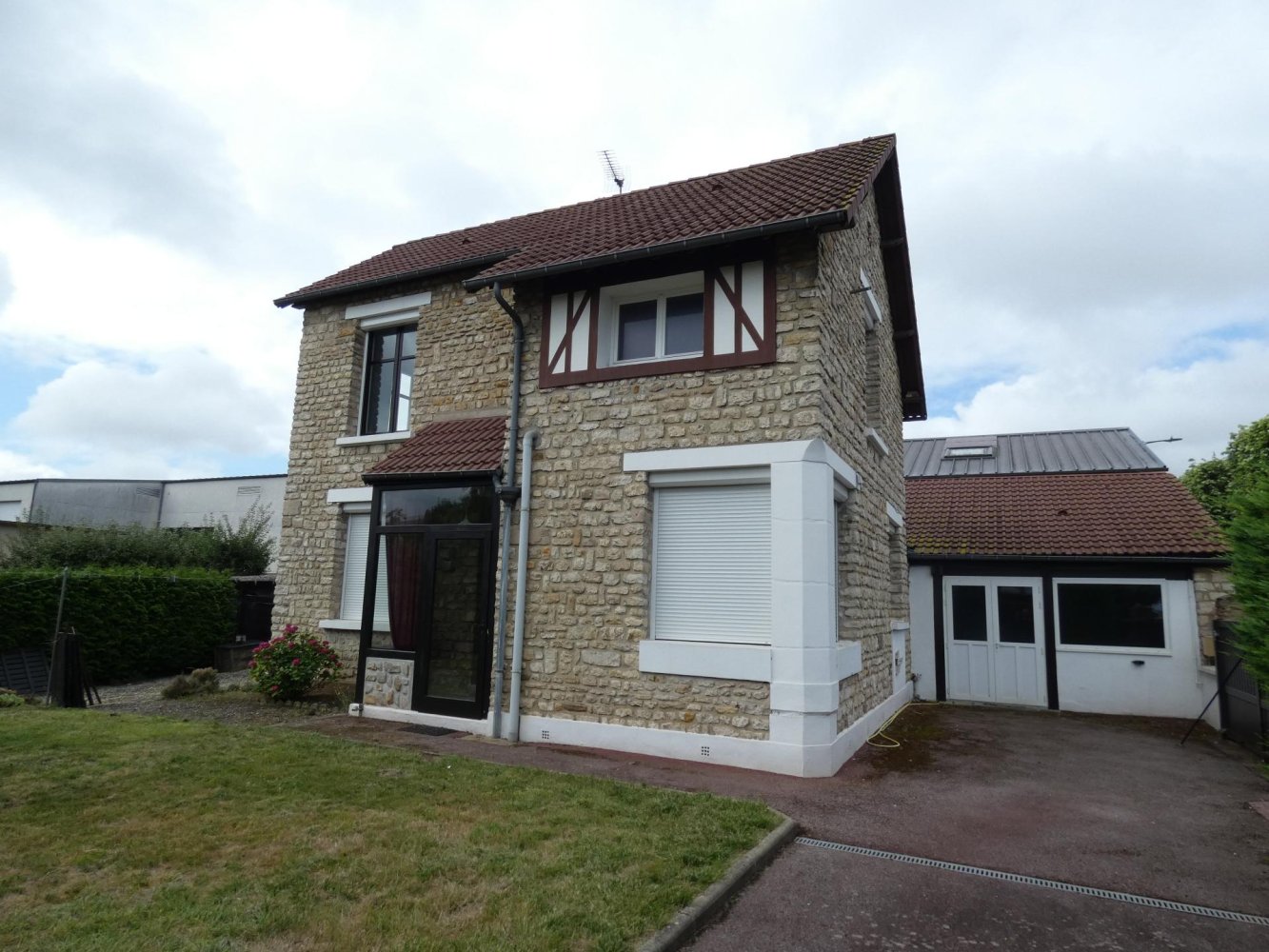 4 Schlafzimmer Haus in Alencon, France, Nr. 329448