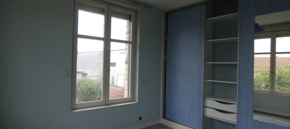 4 Schlafzimmer Haus in Alencon, France, Nr. 329448 4