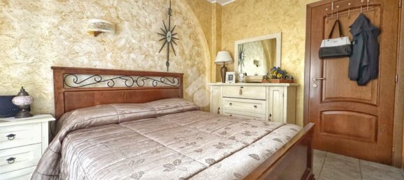 4-Zimmer Haus in Val della Torre, Italy, Nr. 53285 42