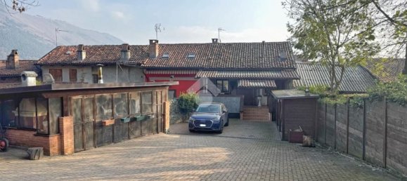 4-Zimmer Haus in Val della Torre, Italy, Nr. 53285 10