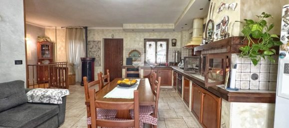 4-Zimmer Haus in Val della Torre, Italy, Nr. 53285 27