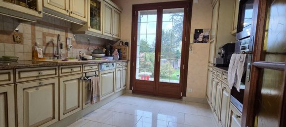 3 bedrooms House in Seine-Maritime, France No. 311147 5