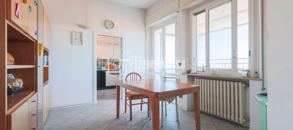 5 rooms Penthouse in Rimini, Italy No. 306420 4