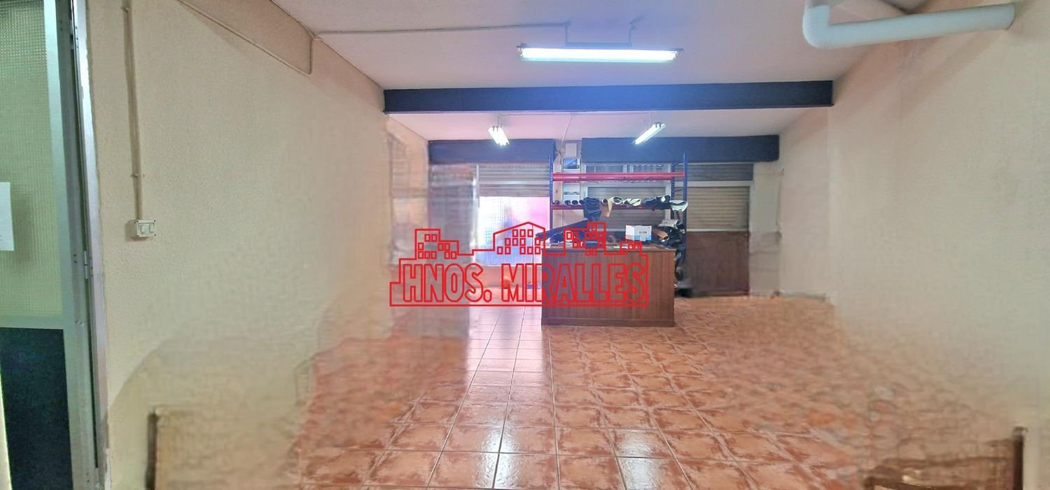 Propiedad comercial en Alicante, Spain 72 m² No. 150349