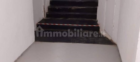 2غرفة عقار تجاري في Genoa, Italy رقم 31681 5