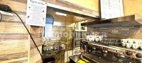 3 rooms Commercial property in Rome, Italy No. 289859 7
