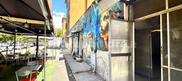 3 rooms Commercial property in Rome, Italy No. 289859 10