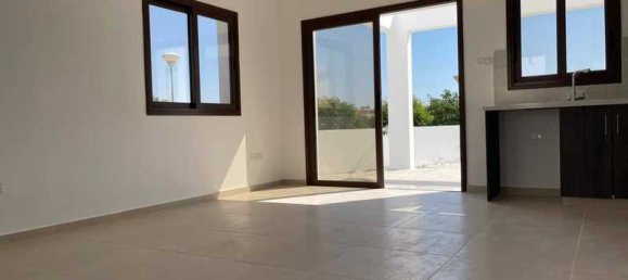 3 Schlafzimmer Gewerbliche Immobilie in Oroklini, Cyprus, Nr. 80737 9