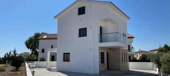 3 Schlafzimmer Gewerbliche Immobilie in Oroklini, Cyprus, Nr. 80737 8