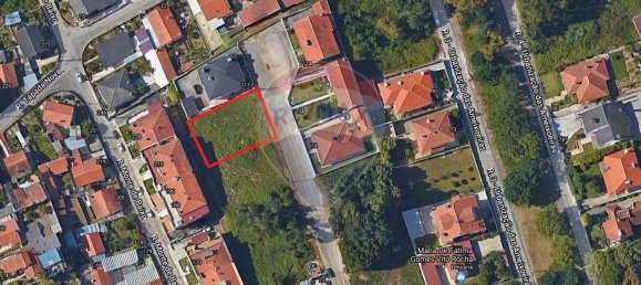 Grundstück in Pacos de Brandao, Portugal 630m², Nr. 86738 2