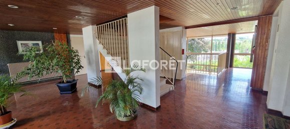 Квартира с 3 спальнями в Лимож, Франция № 335655 12